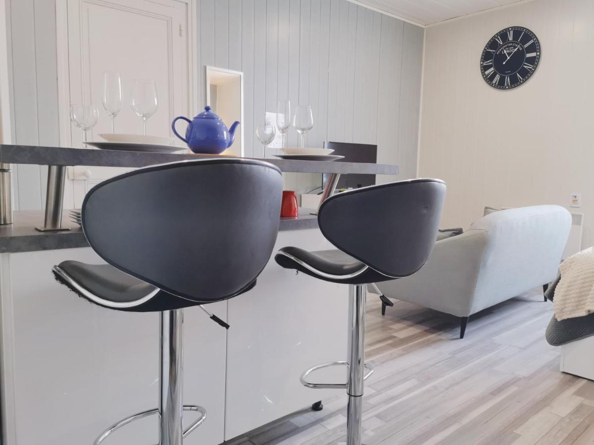 Vittel Loc'S - Le 216, Classe 3 Etoiles Proche Des Thermes Et Tous Commerces Eksteriør billede